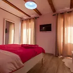 Vilă Hrustika - Heated Pool, Jacuzzi & Sauna Gabonjin