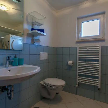 Vila Hrustika - Heated Pool, Jacuzzi & Sauna