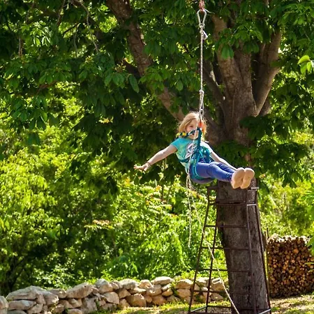 Hrustika - Heated Pool, Jacuzzi & Sauna Βίλα *