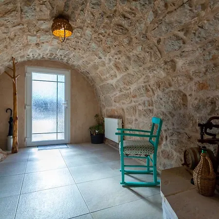 Hrustika - Heated Pool, Jacuzzi & Sauna * Gabonjin