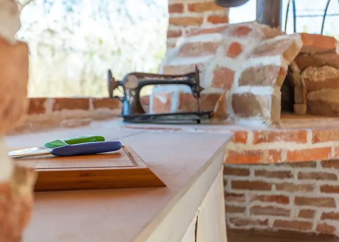 Hrustika - Heated Pool, Jacuzzi & Sauna Gabonjin