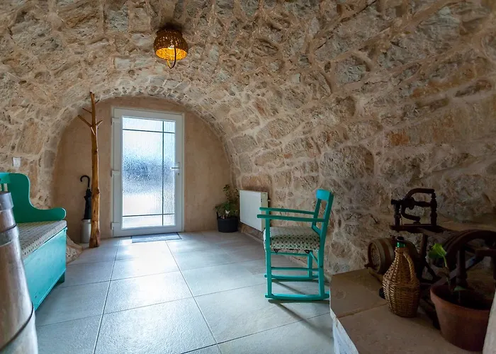 Hrustika - Heated Pool, Jacuzzi & Sauna * Gabonjin