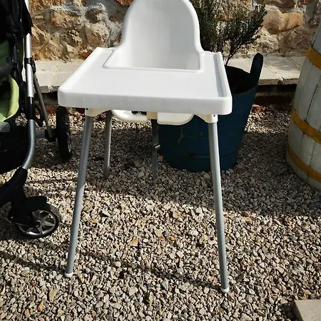 Villa Hrustika - Heated Pool, Jacuzzi & Sauna *