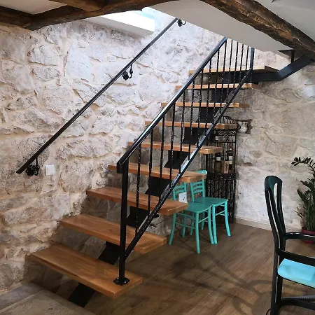 Villa Hrustika - Heated Pool, Jacuzzi & Sauna *