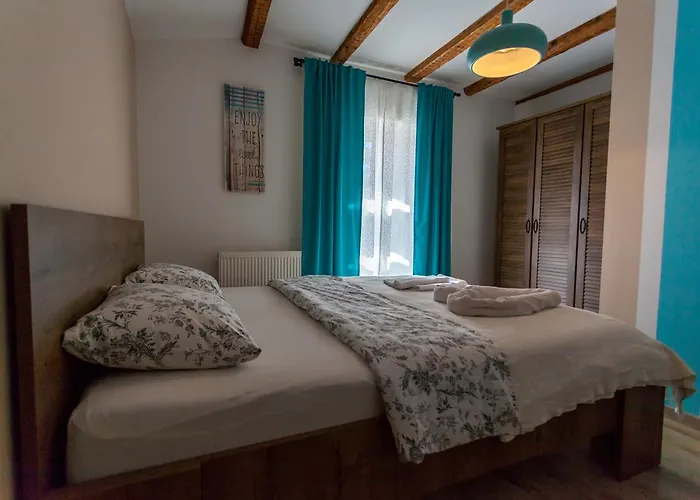 Hrustika - Heated Pool, Jacuzzi & Sauna