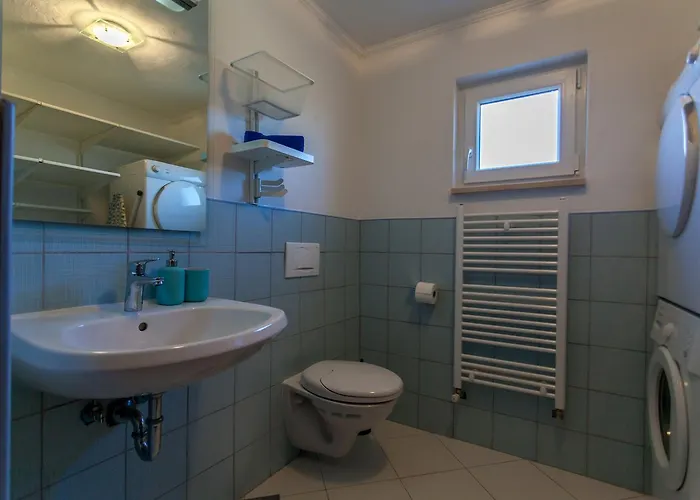 Villa Hrustika - Heated Pool, Jacuzzi & Sauna